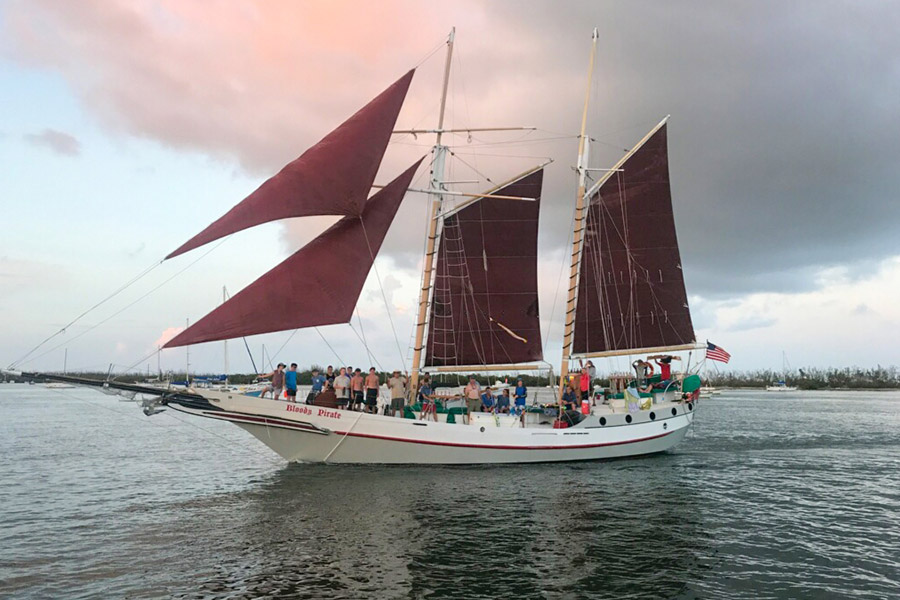 sailboat cruise key largo